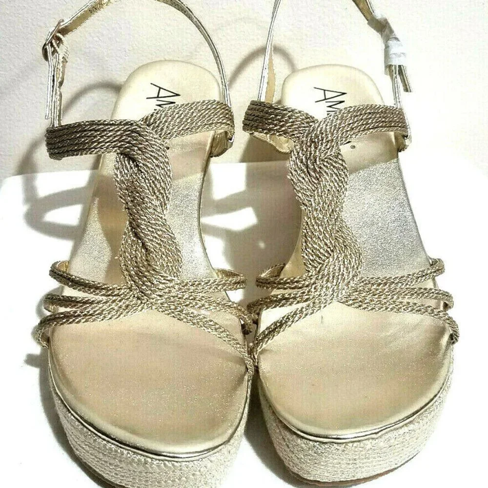 NEW sz 40/9US Amiana SPARKLY Gold Braided Womens/Girls Wedge Sandals‎ Dressy